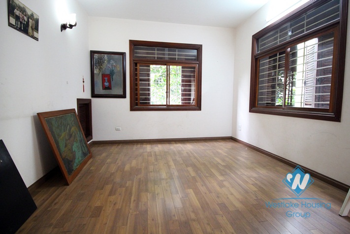 Modern detached villa rental in Tay Ho